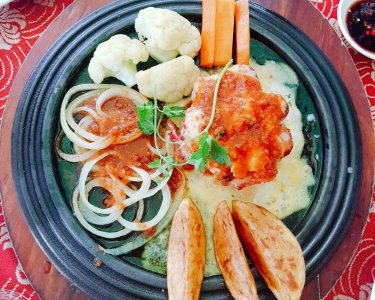 Cá hồi cuộn ba chỉ xông khói