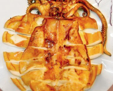 Mực câu nướng mọi