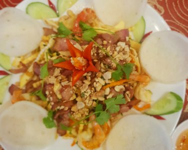 Món Gỏi xoài tôm thịt